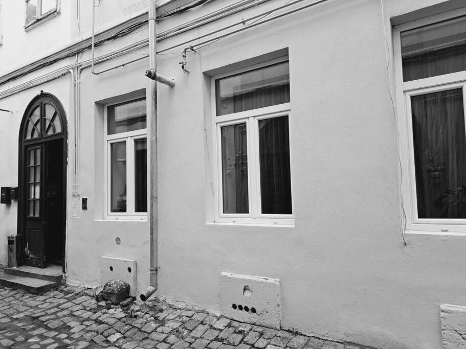 Sofia'S Home Comfy Studio In The Old Town Braşov Dış mekan fotoğraf